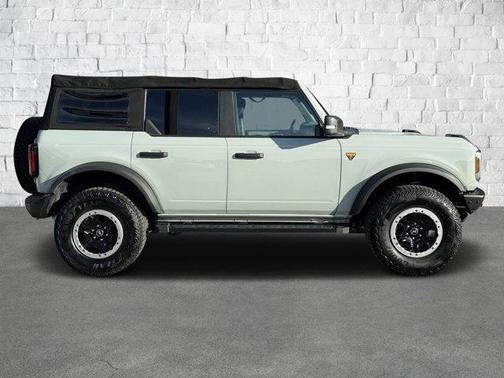 2021 Ford Bronco Badlands