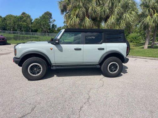 2021 Ford Bronco Badlands