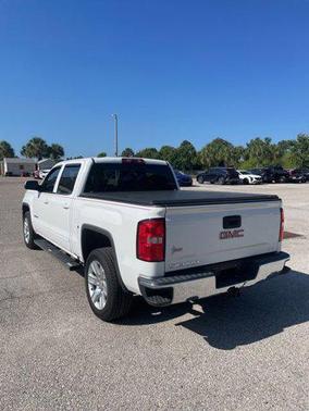 Summit White 2018 GMC Sierra 1500 SLE