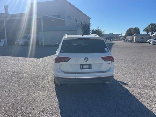 2020 Volkswagen Tiguan 2.0T SEL