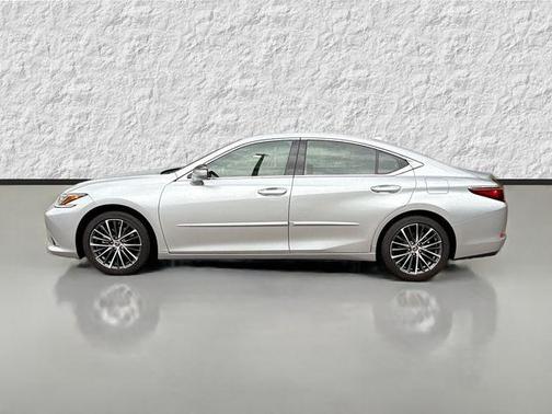 Iridium 2023 Lexus ES 350 Base