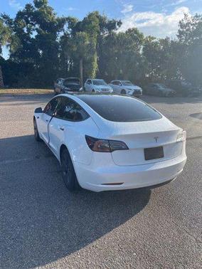 Pearl White Multi-Coat 2023 Tesla Model 3 Standard Range