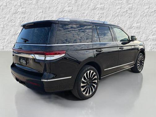 2024 Lincoln Navigator Black Label