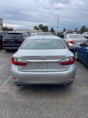 2017 Lexus ES 350 Base