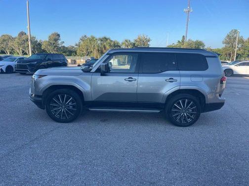 2025 Lexus GX 550 Luxury