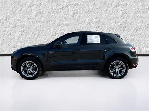 2023 Porsche Macan T