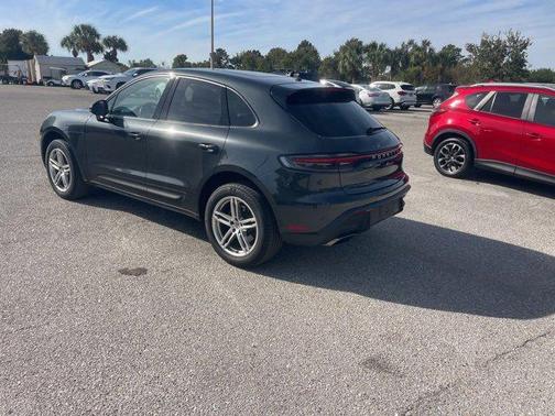 2023 Porsche Macan T