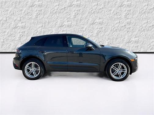 2023 Porsche Macan T