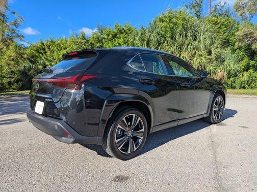 2023 Lexus UX 250h Base