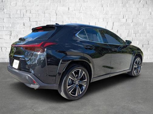 2023 Lexus UX 250h Base
