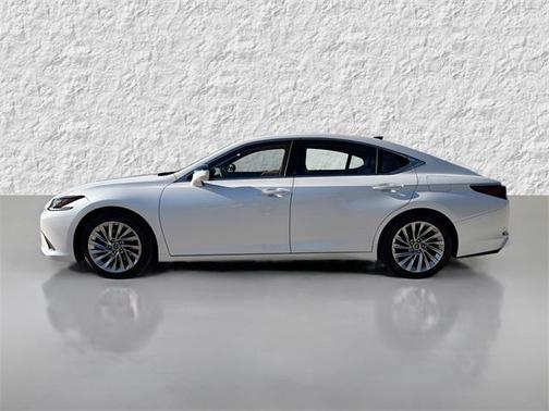 2023 Lexus ES 350 Ultra Luxury