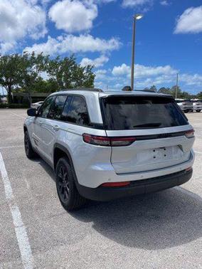 2024 Jeep Grand Cherokee Altitude