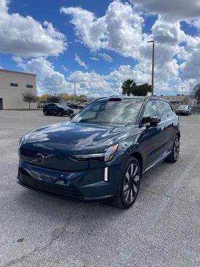 2025 Volvo EX90 Ultra, Twin Motor Performance, Fully electric, 7 Seats