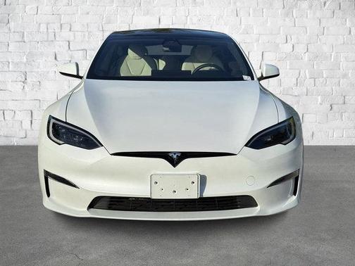 2023 Tesla Model S Plaid