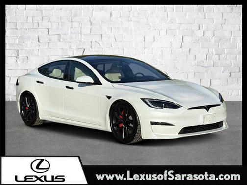 2023 Tesla Model S Plaid