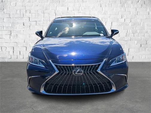 2025 Lexus ES 300h Base