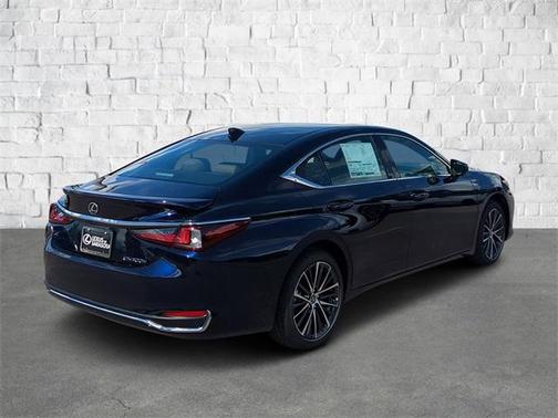 2025 Lexus ES 300h Base