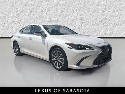 Eminent White Pearl 2021 Lexus ES 350 Base