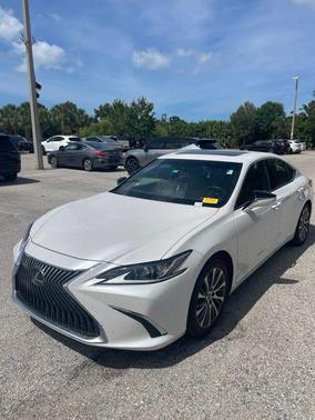 Eminent White Pearl 2021 Lexus ES 350 Base