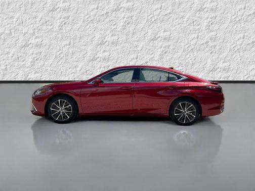 Matador Red Mica 2025 Lexus ES 300h Base