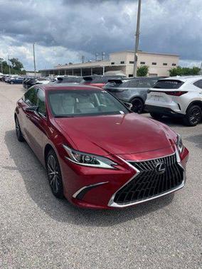 Matador Red 2025 Lexus ES 300h Base