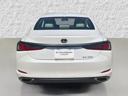 2025 Lexus ES 350 Base