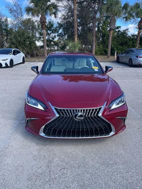 2022 Lexus ES 350 Base
