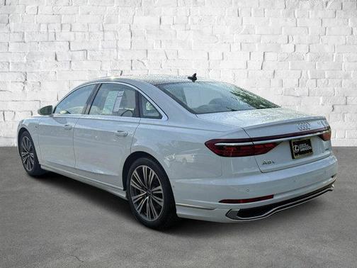 2023 Audi A8 L 55 TFSI quattro Tiptronic