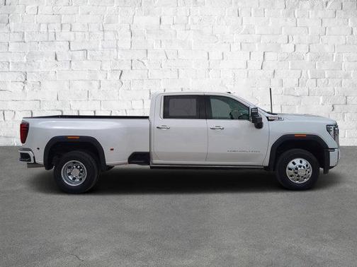 2024 GMC Sierra 3500 Denali