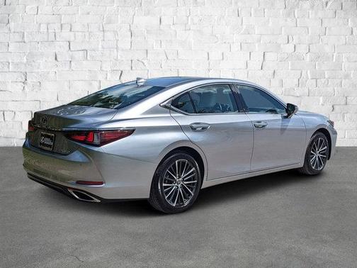2025 Lexus ES 350 Base