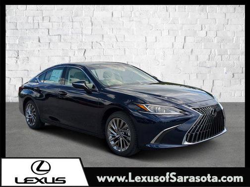 2025 Lexus ES 300h Luxury