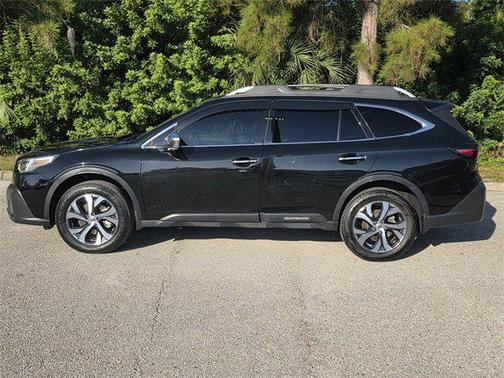 2022 Subaru Outback Touring XT