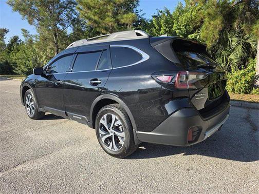 2022 Subaru Outback Touring XT