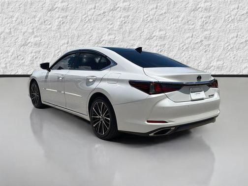 Eminent White Pearl 2024 Lexus ES 350 Base