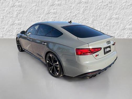 2022 Audi S5 Premium Plus TFSI quattro Tiptronic