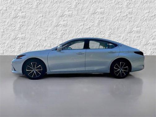 2024 Lexus ES 250 Base