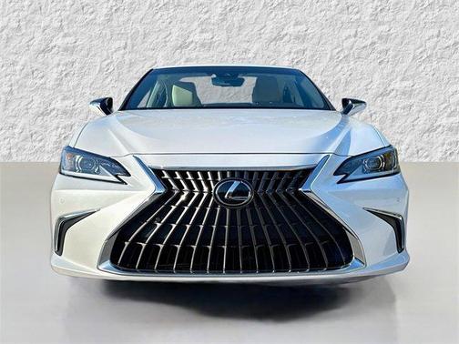 2024 Lexus ES 250 Base