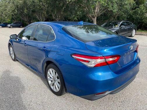 Blue Streak Metallic 2019 Toyota Camry LE