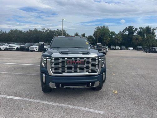 2024 GMC Sierra 2500 Denali