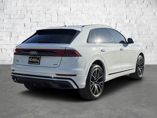 2020 Audi Q8 55 Premium Plus
