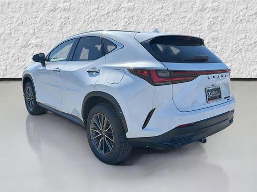 2026 Lexus NX 450h+ Premium