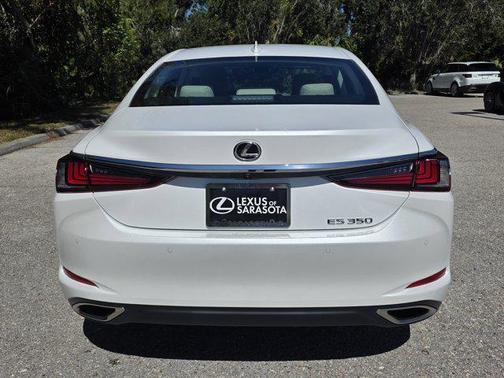 2025 Lexus ES 350 Base