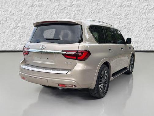 2023 INFINITI QX80 SENSORY AWD