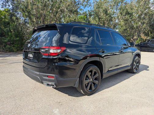 2025 Honda Pilot Black Edition