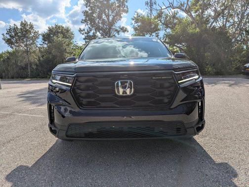 2025 Honda Pilot Black Edition