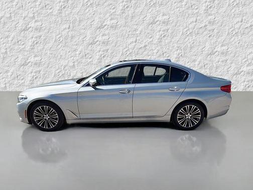 2019 BMW 530 530i