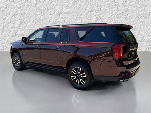 2022 GMC Yukon XL 4WD AT4