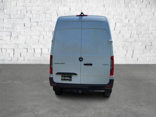 2024 Mercedes-Benz Sprinter 2500 Standard Roof