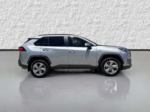 Silver Sky Metallic 2020 Toyota RAV4 Hybrid SE