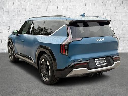 2024 Kia EV9 Land